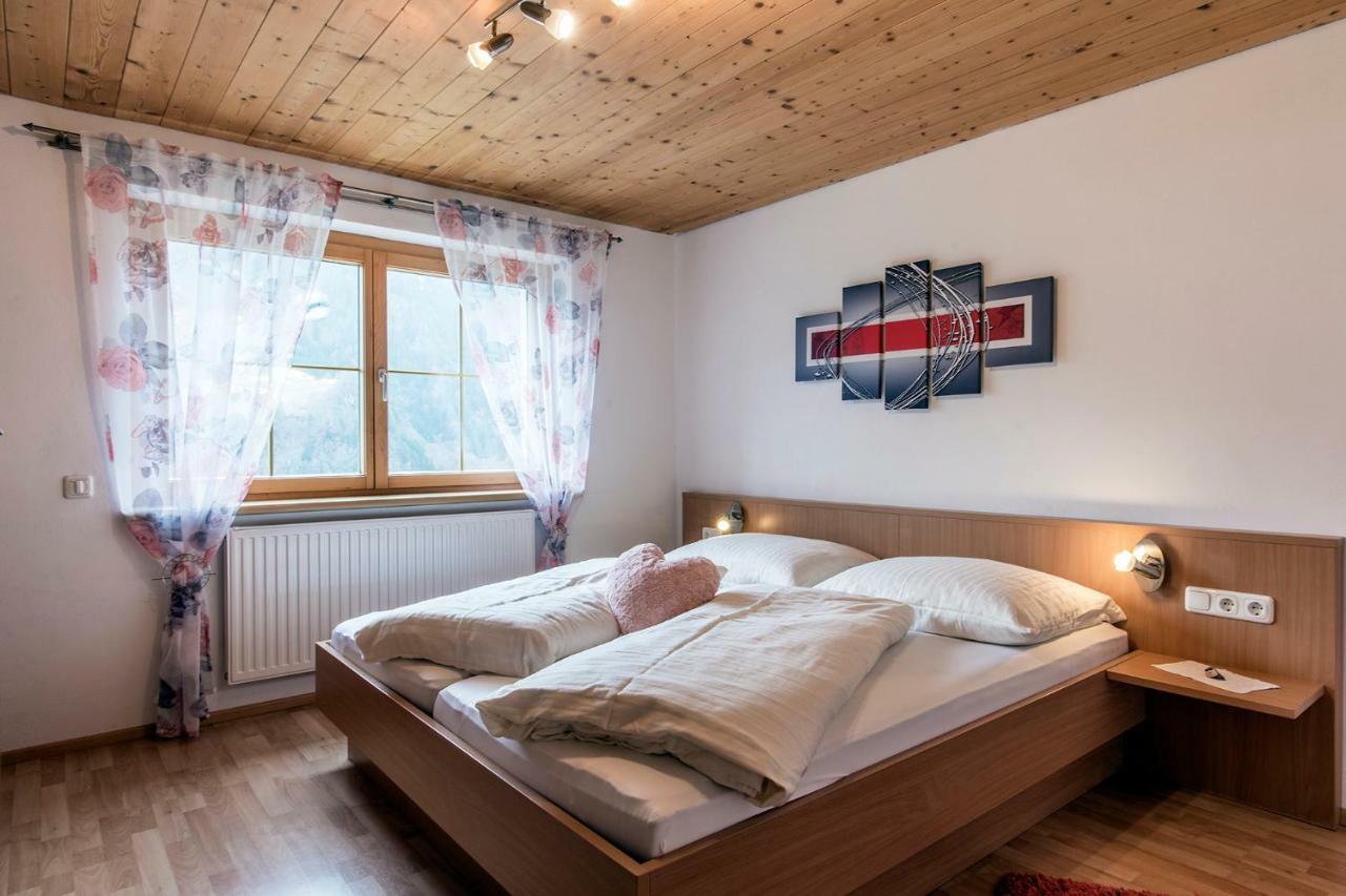 Haus Ambiatscha Apartment Sankt Gallenkirch Luaran gambar