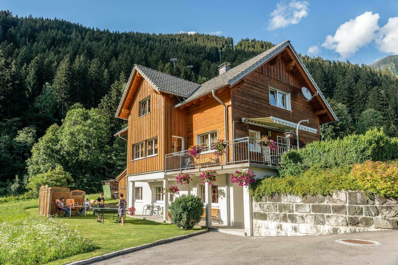 Haus Ambiatscha Apartment Sankt Gallenkirch Luaran gambar